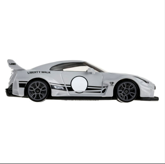 LB-Silhouette Works GT Nissan 35GT-RR Ver.2