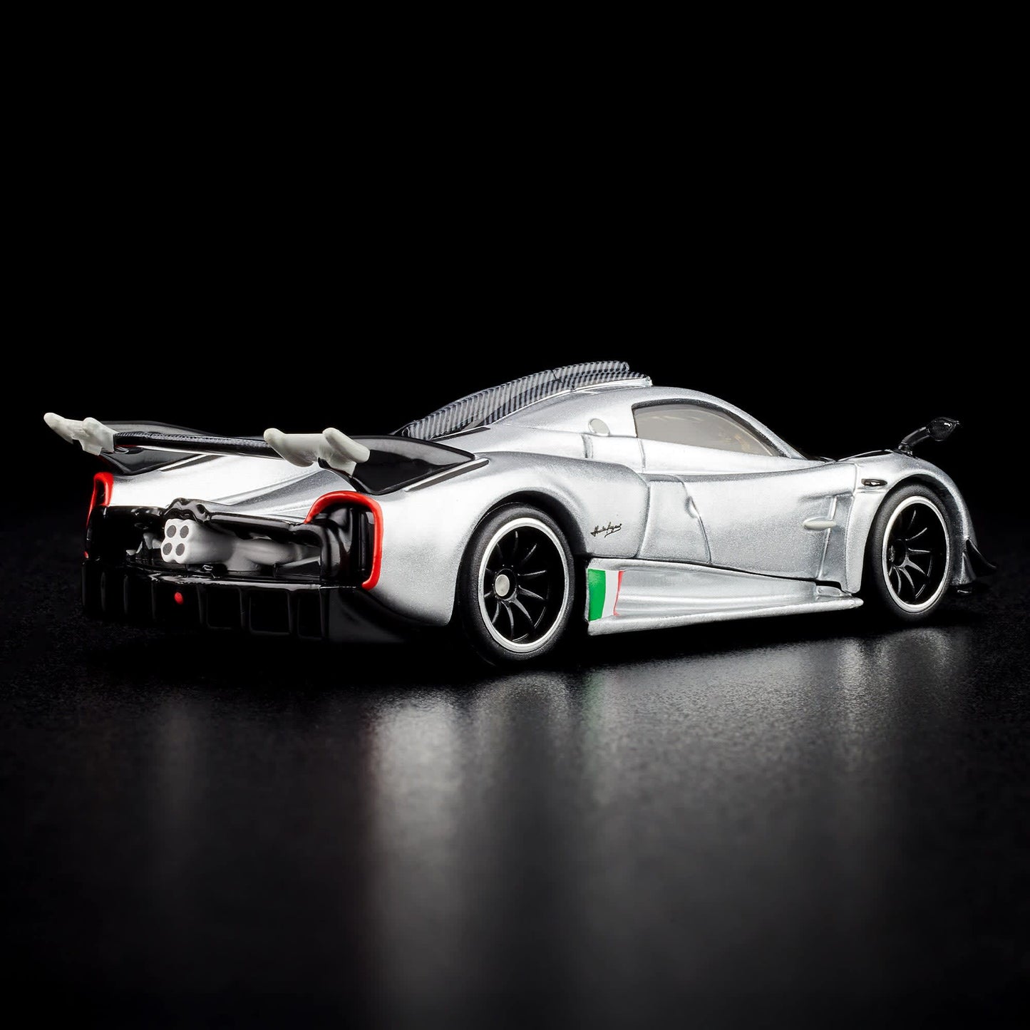 Hot Wheels RLC Exclusive – '21 Pagani Huayra R | Edición Limitada de Colección